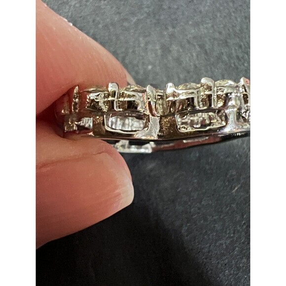 Vintage Open Heart Love Pendant Crystal Clear Stones Silvertone Unmarked - Picture 5 of 13